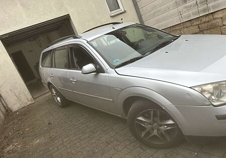 Ford Mondeo 1.8 Turnier Ghia
