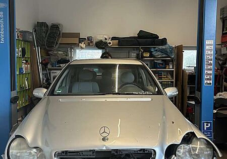 Mercedes-Benz C 200 Kompressor Classic