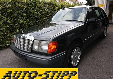 Mercedes-Benz 230 TE SCHIEBEDACH - classic-analytics Note 2+