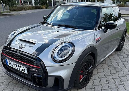 MINI John Cooper Works MINI John Cooper Works (231 PS) JCW – MINI Service Inclusive! – Autom., Pano, Soundsystem, Lenkrad/Scheiben/Sitzheizung