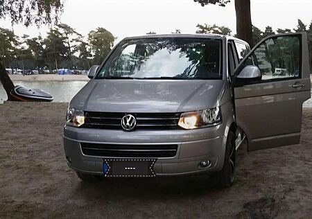 VW T5 Multivan Volkswagen Multivan DSG Highline
