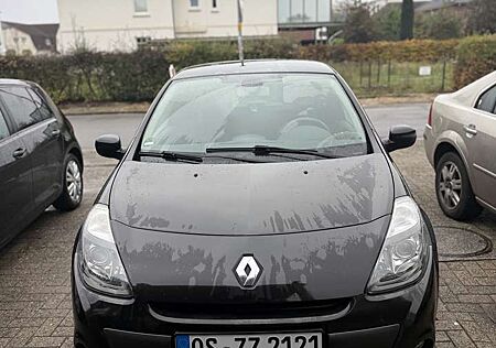 Renault Clio 1.2 16V TCE Luxe