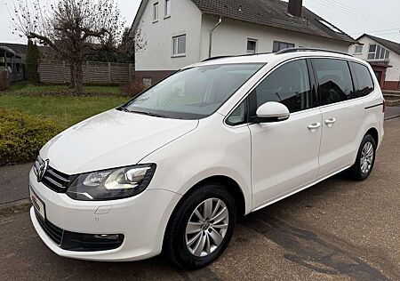 VW Sharan Volkswagen 2.0 TDI *Pano*Xenon*Standheizung*Kamera*8-Fach*