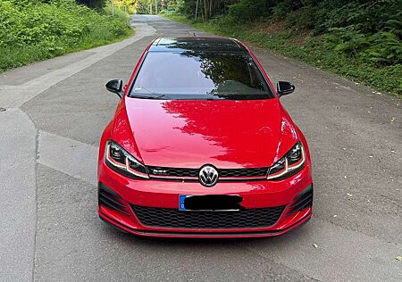 VW Golf GTI Volkswagen 2.0 TSI mit DSG- Getriebe|Unfallfrei|Top gepflegt