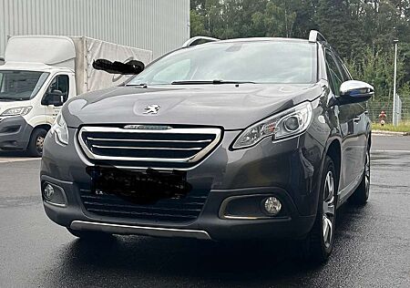 Peugeot 2008 +PureTech+130+Stop