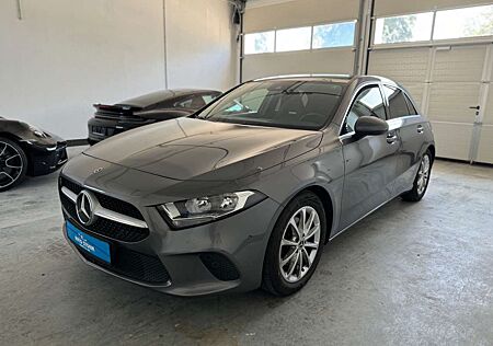Mercedes-Benz A 200 d Limouisine Progressive*1-Hand*Leder*Navi*SHZ* LM