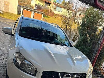 Nissan Qashqai 1.6 pano 360