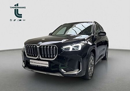 BMW iX1 xDrive30 xLine Premium Paket AdLED