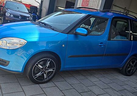 Skoda Roomster Style.Top Zustand. 1 Hand.AHK.Nicht Raucher