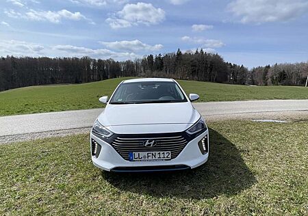 Hyundai Ioniq Style Hybrid
