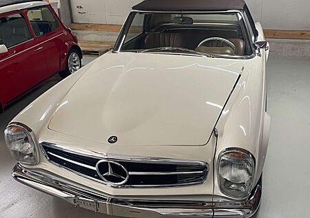 Mercedes-Benz SL 280 280 SL/8 Pagode - W113 Cabriolet