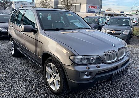 BMW X5 4.4 i. Leder . Allrad. Schiebedach. Alufelgen