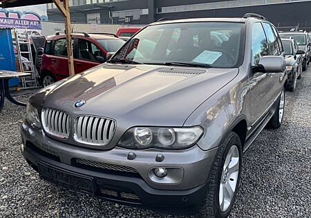 BMW X5 4.4 i. Leder . Allrad. Schiebedach. Leder