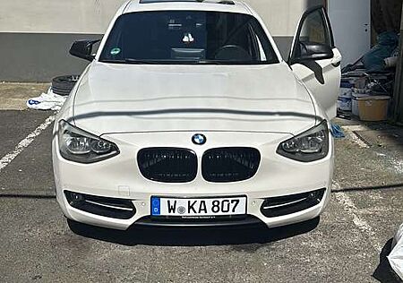 BMW 118 i