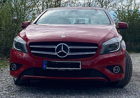 Mercedes-Benz A 180 CDI / d BlueEfficiency (176.012)