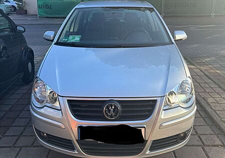 VW Polo Volkswagen 1.4 Automatik Comfortline