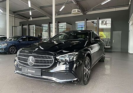 Mercedes-Benz E 300 de Avantgarde 4Matic LED Widescreen MBUX