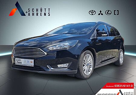 Ford Focus Titanium 1.5 TDCi Temp SHZ Keyless Rückfahrkam. Re