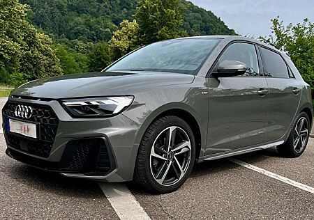 Audi A1 Sportback 30 TFSI Sportback S line