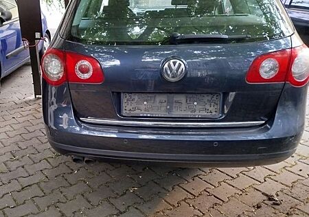 VW Passat Variant Volkswagen 2.0 TDI Individual Chrom