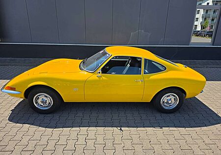 Opel GT 1900