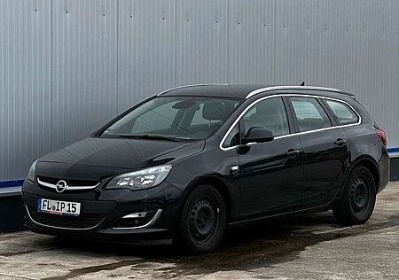 Opel Astra J Sports Tourer Exklusiv