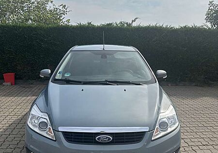 Ford Focus 1.6 Benzin