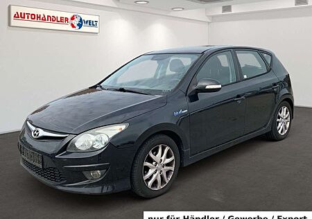 Hyundai i30 Lim. 1.6 CRDi Klimaautomatik Tempomat SHZ