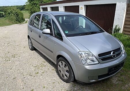 Opel Meriva 1.6 16V (Essentia)