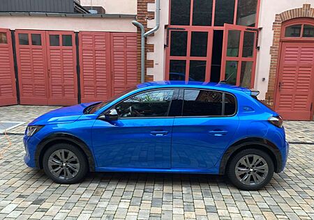 Peugeot e-208 GT / Batteriezertifikat und TÜV neu