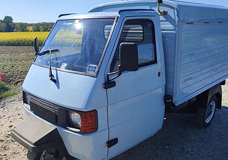 Piaggio APE TM 703
