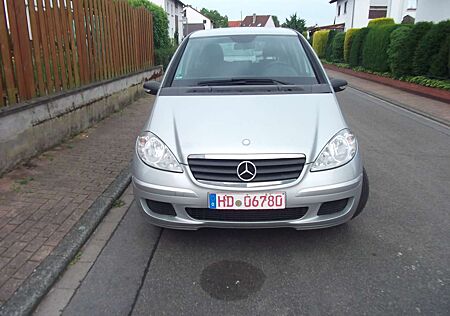 Mercedes-Benz A 150 Classic Edition 10