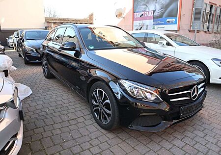 Mercedes-Benz C 220 T BlueTec / d*PANORAMA/NAVI/LED-SCHEINWERF