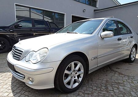 Mercedes-Benz C 180 Lim Kompressor AUT. KLIMATR-TEMPOM