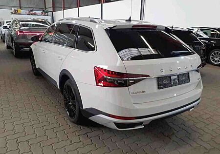 Skoda Superb Combi Scout 4x4 *AHK*PANORAMA*VIRTUAL*CANTON*
