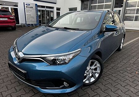 Toyota Auris Design Edition 1,6-l-D-4D Kamera GPS