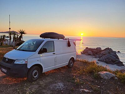 Volkswagen T5 Kombi zum Wohnmobil ausgebaut