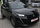 Peugeot 2008 1.2i 101PS Style LED Navi CAM ALU Klimaaut