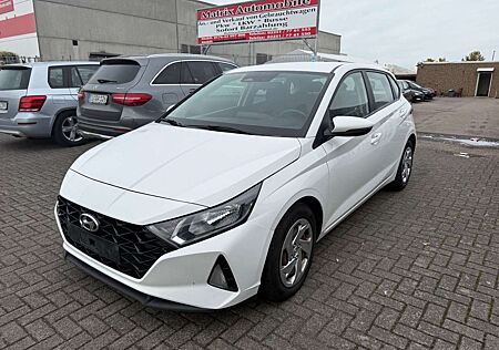 Hyundai i20 Select,Klima,Navi,Kamera,E6
