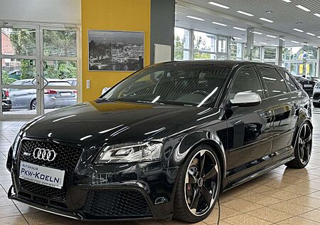 Audi RS3 2.5 TFSI QUATTRO SPORTBACK*XENON*NAVi*LEDER