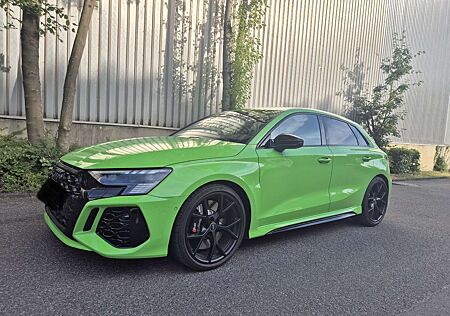 Audi RS3 2.5 TFSI quattro