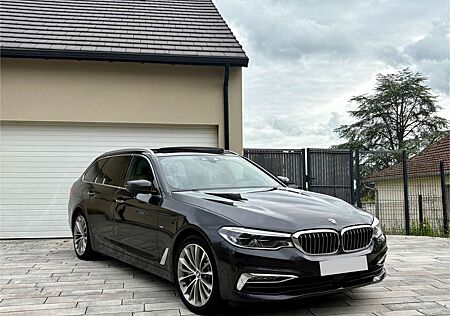BMW 530d 530 Touring Aut. Luxury Line