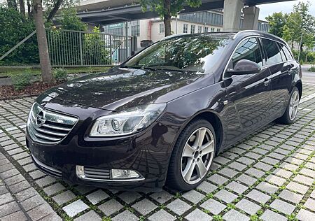 Opel Insignia A 2.0*Innovation*4x4*EURO 5*TÜV