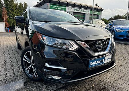 Nissan Qashqai N-Connecta 1-HAND NAVI PANO TEMPOMAT AHK