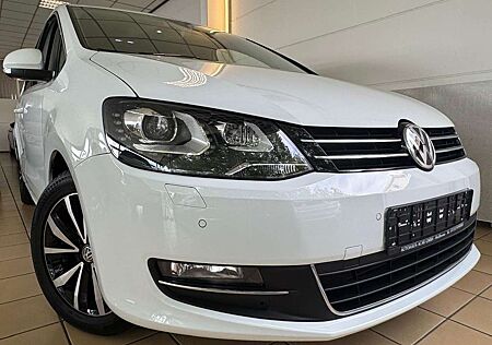 VW Sharan Volkswagen Highline 7-Sitzer Bi-Xenon ACC Touch Alcantara AHK