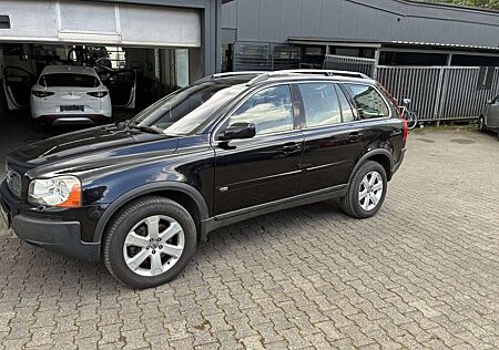 Volvo XC 90 XC90 0 2.4D Executive 7-Sitzer 2.4 D EU4 Executive Gear