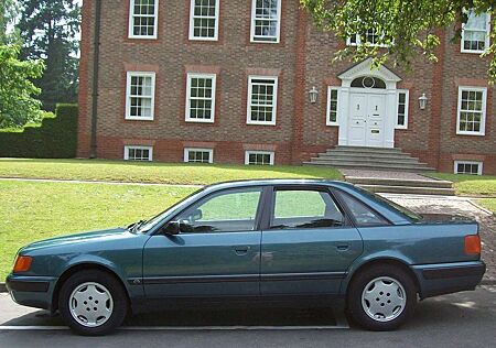 Audi 100 2.6 E Oldtimer V6