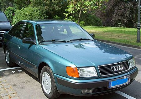 Audi 100 2.6 E Oldtimer V6
