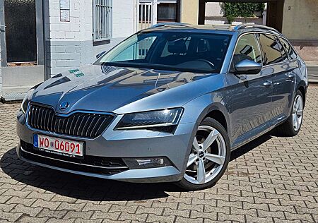 Skoda Superb Combi Style AHK/Standheiz./LED/Kamera/ACC