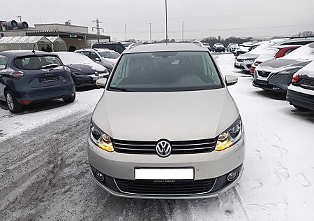 VW Touran Volkswagen 1.6 TDI DPF DSG Highline